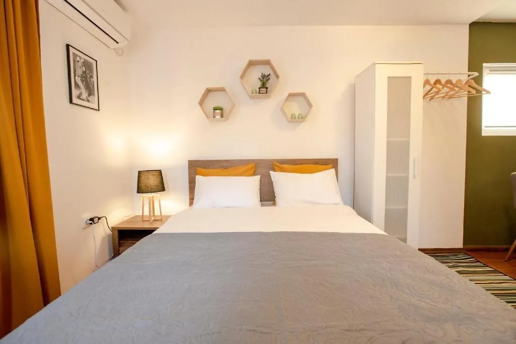 Color Apartments Old Town Center Bukarest