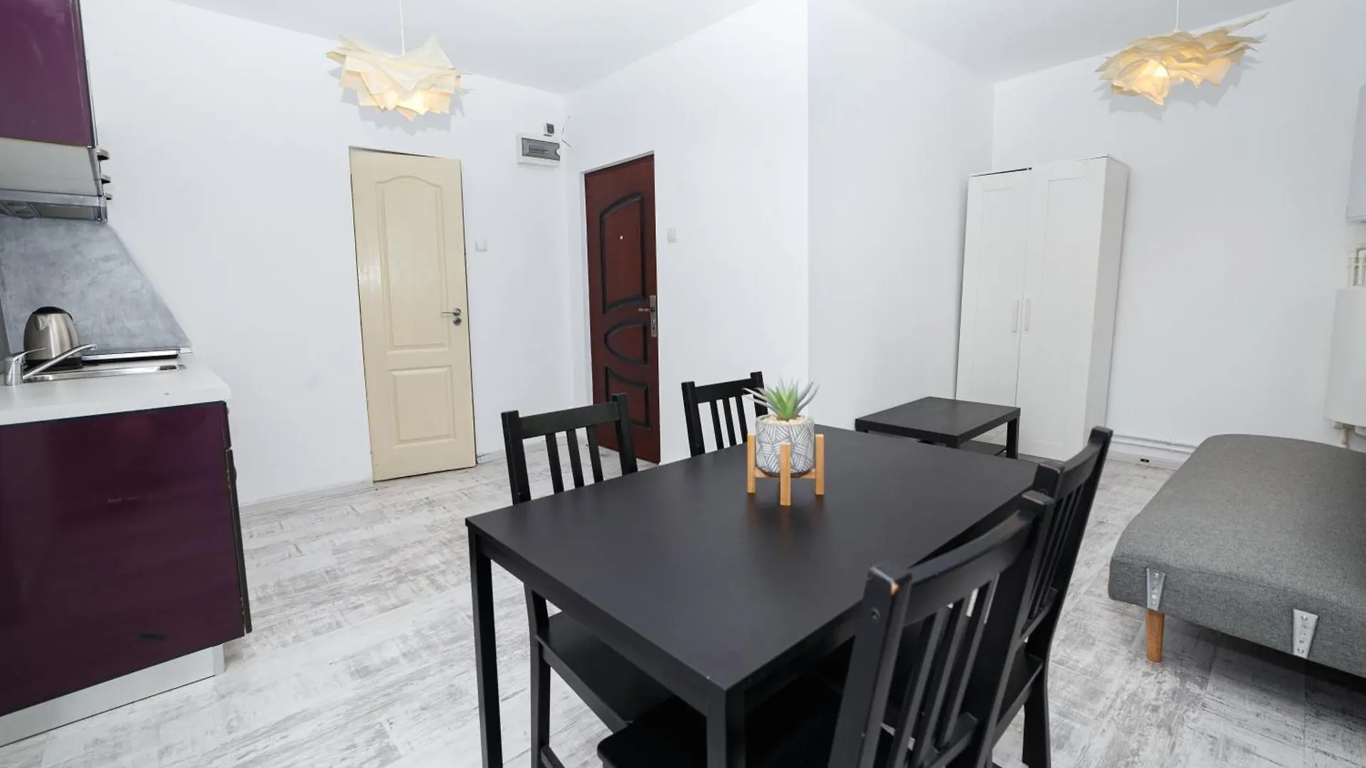 Color Apartments Old Town Center Bukarest