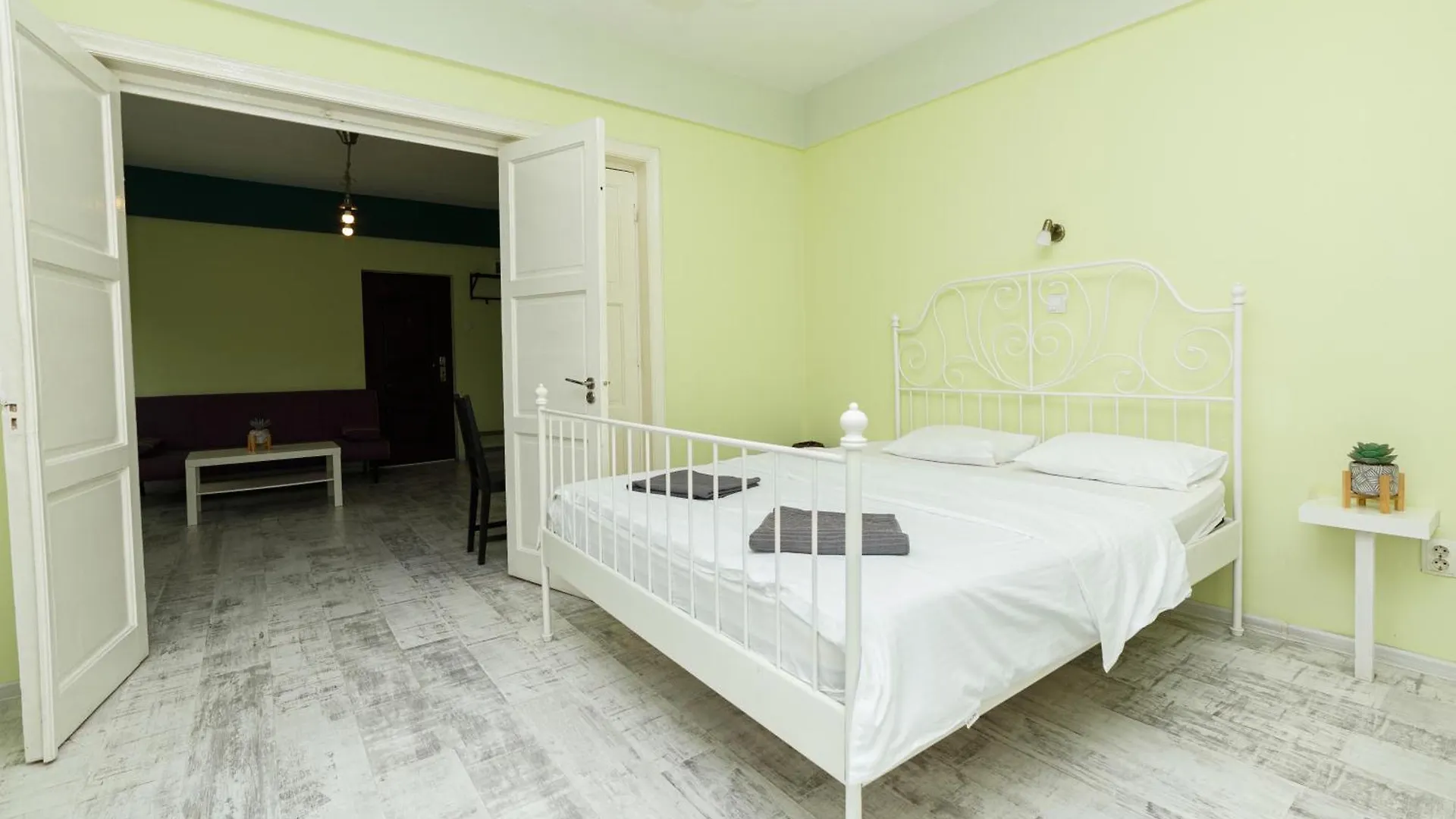 Color Apartments Old Town Center Bukarest 0*,